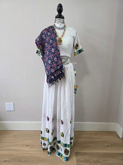Gorgeous White Chaniyacholi