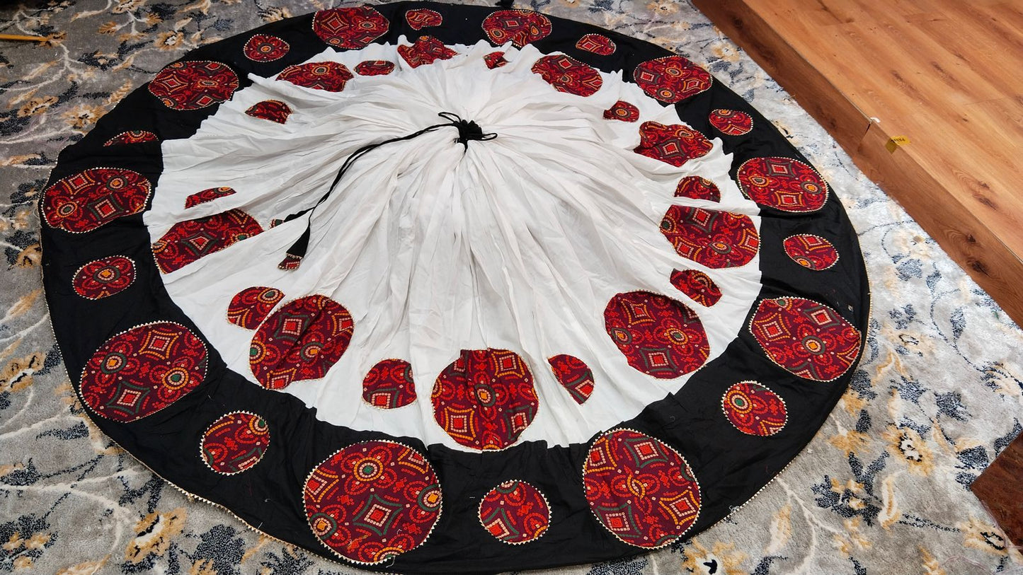 White & Black with Red Dupatta